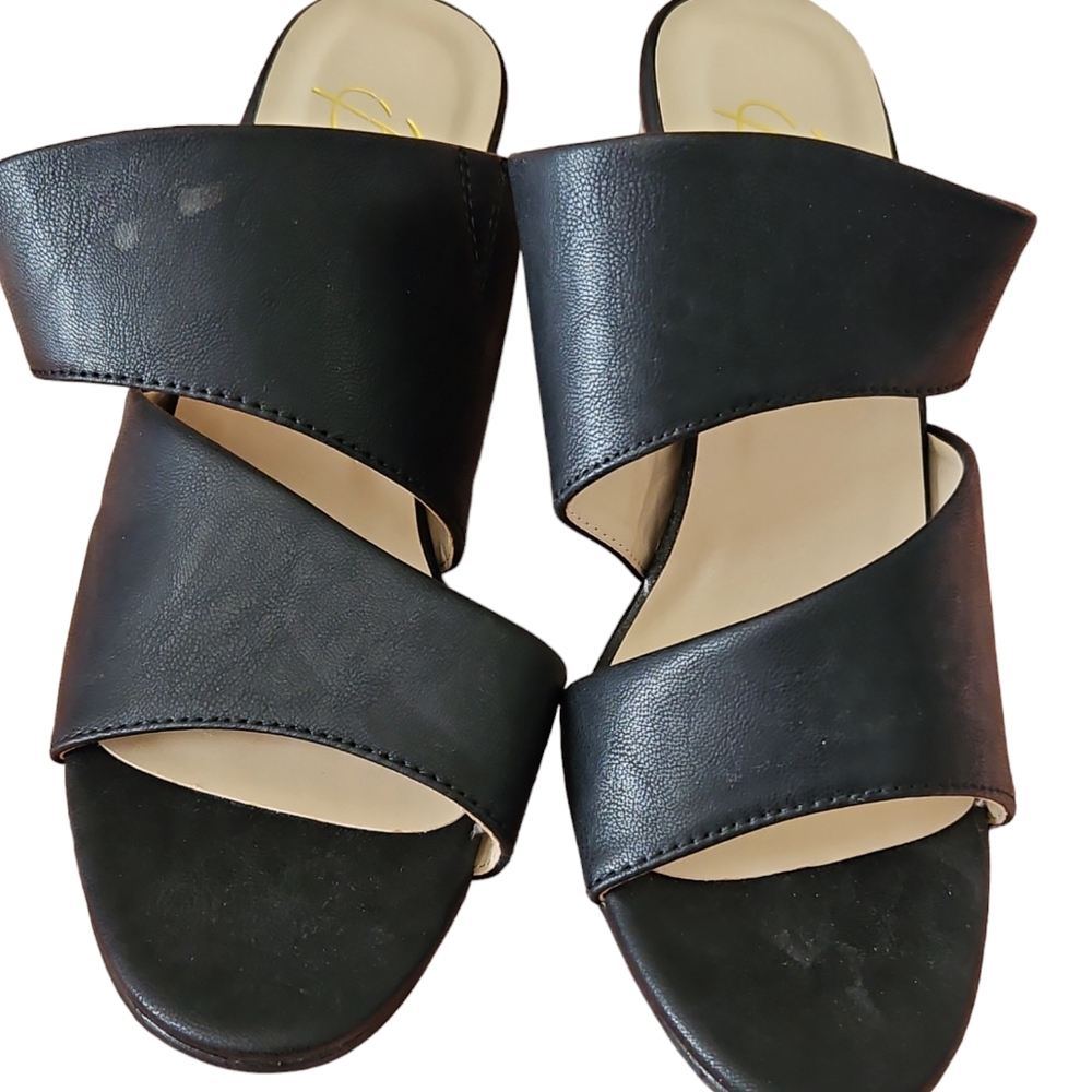 Beacon Fashon and Fit Mules Sandal Black 7/12 - Pre Loved